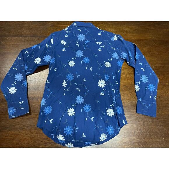 Ariat Floral All Over Embroidered Top Women Medium Blue Neutral Cowgirl Western - Picture 3 of 11